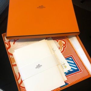 NEW. Hermes Pégase Pop scarf 45